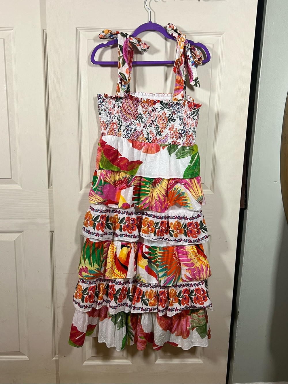 FARM Rio Multicolor Floral Tiered Midi Dress - Picture 3 of 6